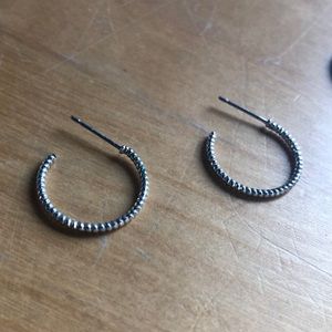 silver color metallic circular hoop earrings